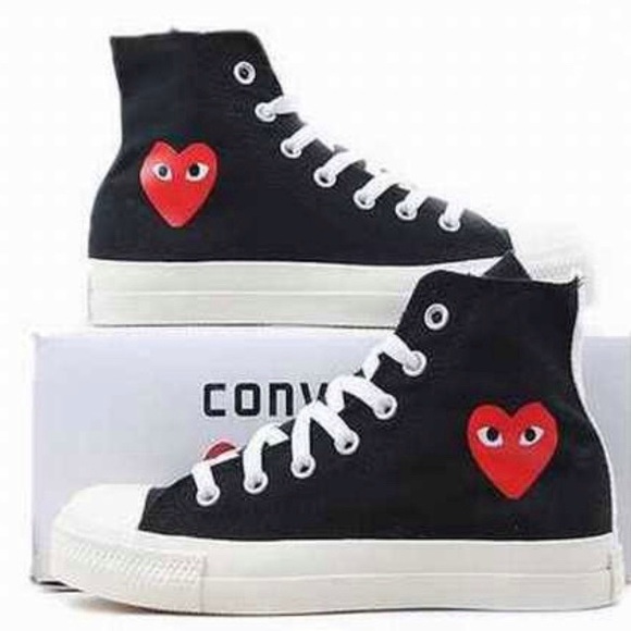 Comme des Garcons Shoes - COMME DES GARÇONS PLAY X CONVERSE CHUCK TAYLOR